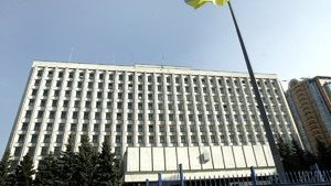 Под куполом ЦИКа: гуртом і Петра легше бити