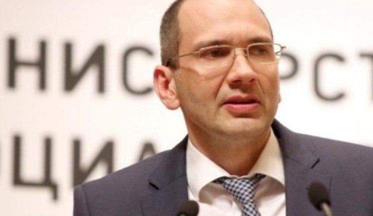 Экс-заместитель министра труда РФ Скляр покончил с жизнью, - росСМИ