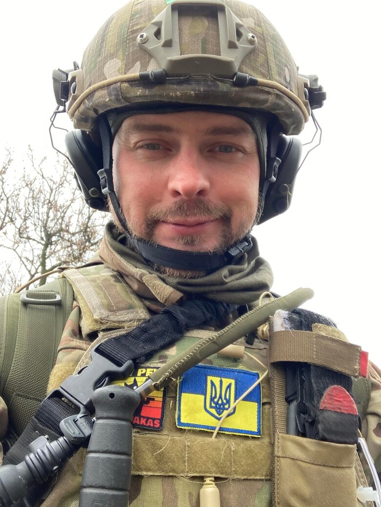 Для того, щоб перемогти росію, нам не треба захоплювати москву. Якщо ми переможемо на своїй території, росія і так сама собою розвалиться, – Валентин Ільчук 01