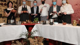"Соревнования" среди министров на приготовление самого вкусного борща выиграли Стефанишина и Ткаченко. ВИДЕО