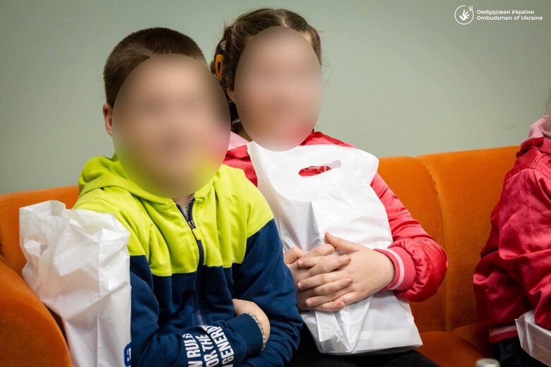 Україна забезпечує повернутих дітей усім необхідним.