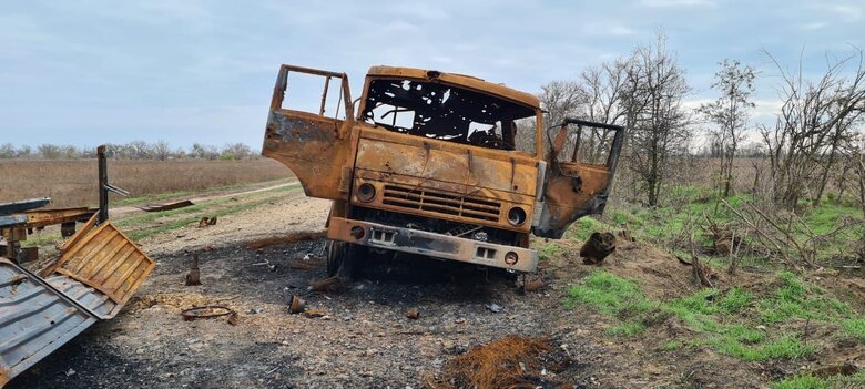 Russians abandoned bodies of dead Chechens during retreat from Kherson region 03 Russians abandoned bodies of dead Chechens during retreat from Kherson region 03