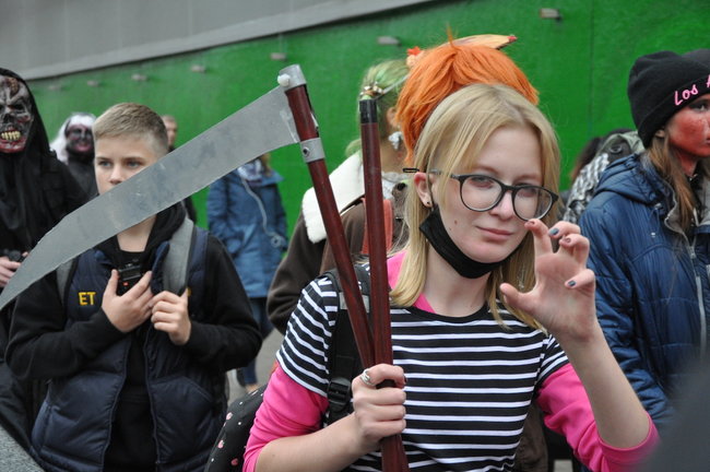 Парад зомбі відбувся в Києві 54