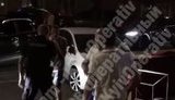 Volkswagen протаранив літній майданчик кафе в центрі Києва: є постраждалі. ВIДЕО (оновлено)