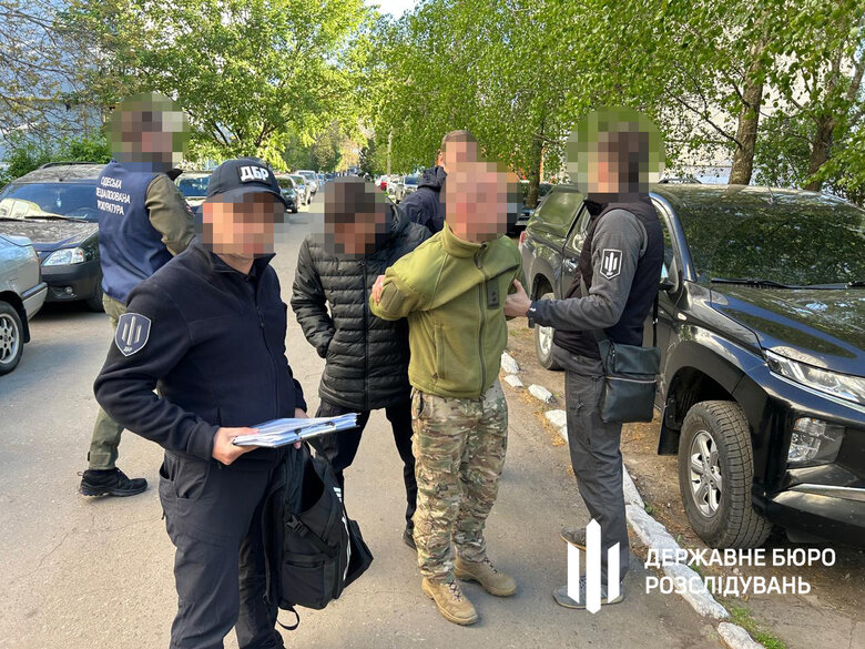 командир залучав військових до ремонту