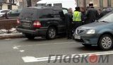 Очередное ДТП с участием Омельченко: экс-мэр вылетел на полосу встречного движения и врезался в забор. ФОТО