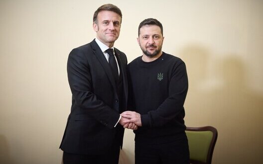 Зеленський має домовлятися про мир. Заява Макрона