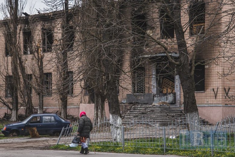 Бородянка через 18 днів після звільнення 04