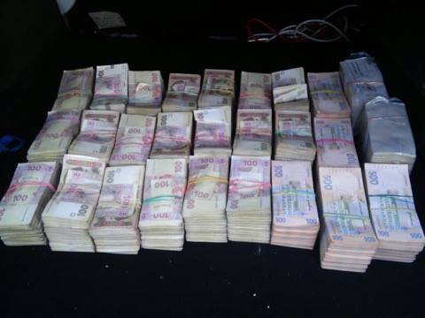 Поліція ліквідувала міжобласний конвертаційний центр 01 Поліція ліквідувала міжобласний конвертаційний центр 01