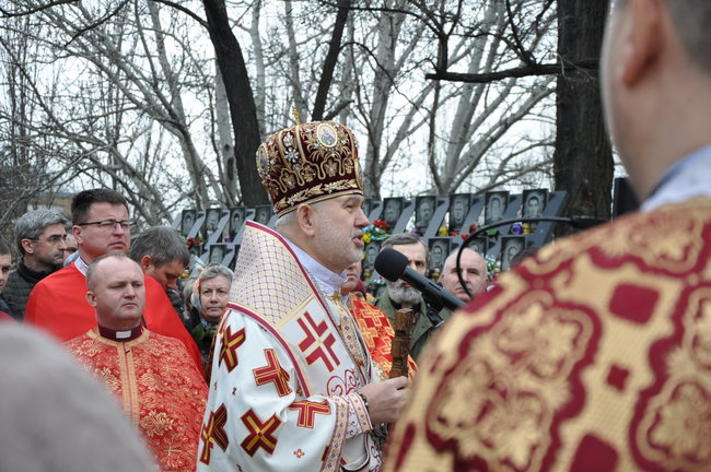 Панахида за Героями Небесної Сотні відбулася в центрі Києва 35