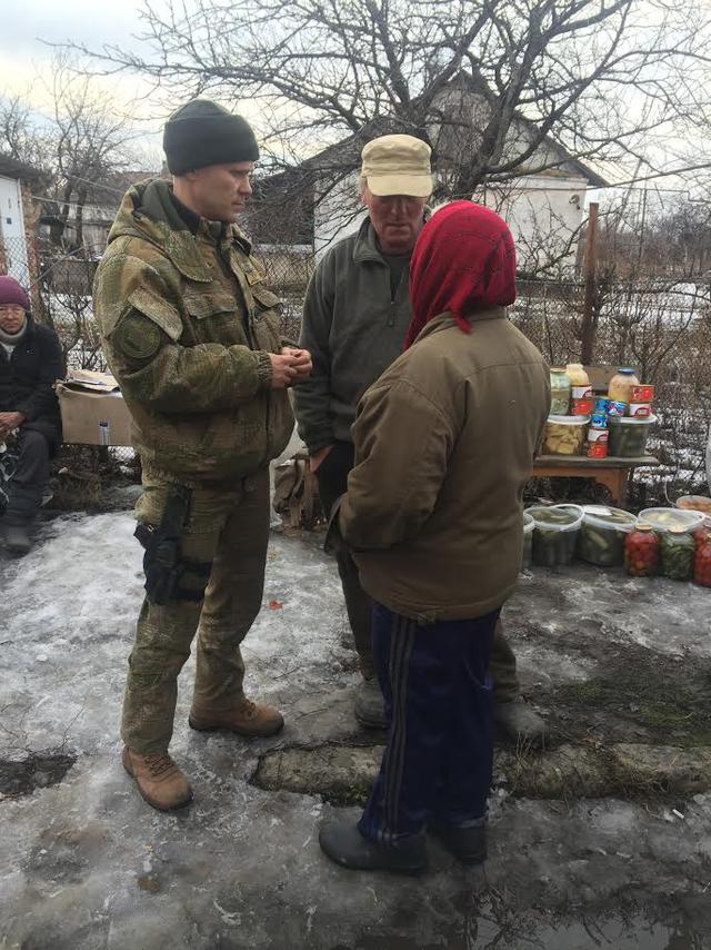 Життя під російськими Градами. Як ЗСУ допомагають жителям Опитного і Водяного 10