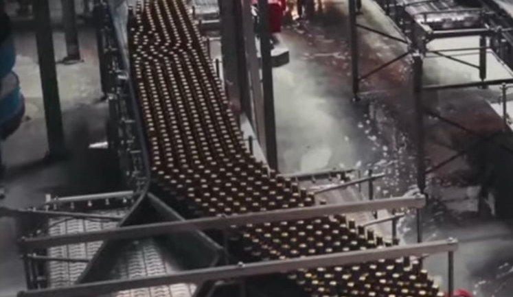 Украинские хакеры приостановили работу российских пивзаводов