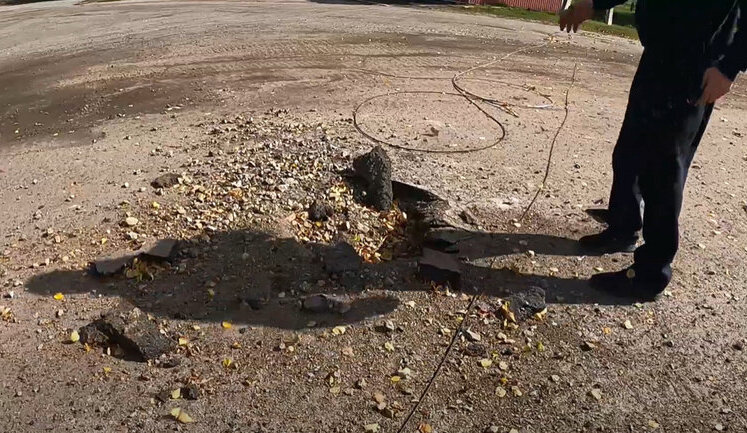 Rashists fired at Kozacha Lopan shortly before giving aid to civilians: 2 people were injured. VIDEO