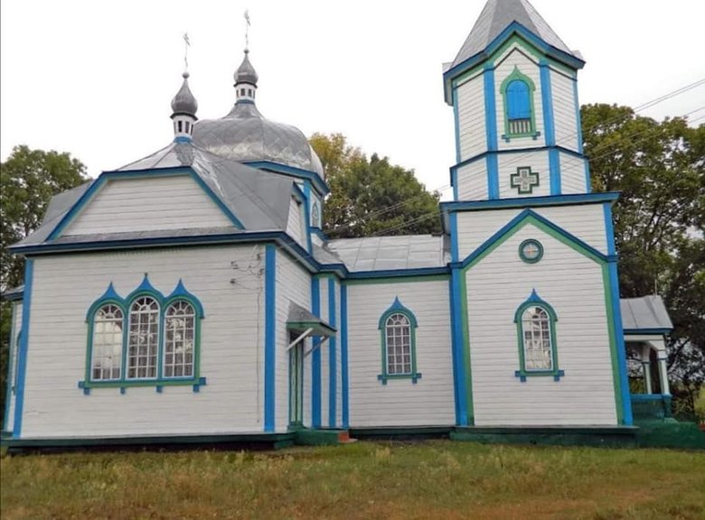Оккупанты уничтожили памятник архитектуры - церковь 1862 года в Житомирской области 02