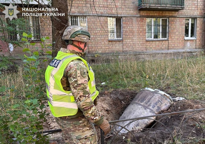 поліція знешкодила дві бойові частини балістичних ракет