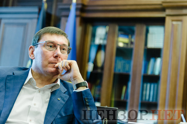 Юрій Луценко: У мене були добрі стосунки з Порошенком, але там, де він не правий, я казав ні, і достатньо часто в радикальних виразах 03
