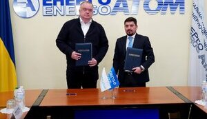 в.о. голови правління "Енергоатома" Петро Котін та голова правління "Сенс Банку" Олексій Ступак