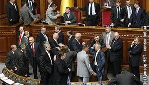 Бютовцы заблокировали трибуну! На помощь Ющенко пришла Богатырева? (обновлено)