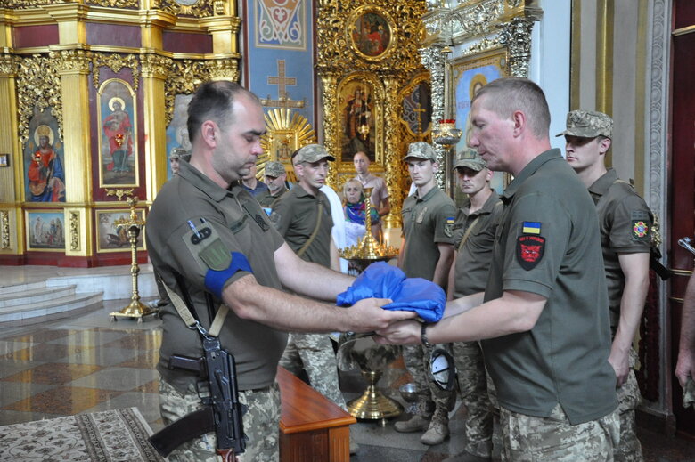 Із загиблим в бою з окупантами воїном Романом Барвінком (Скрипалем) попрощалися в Києві 28