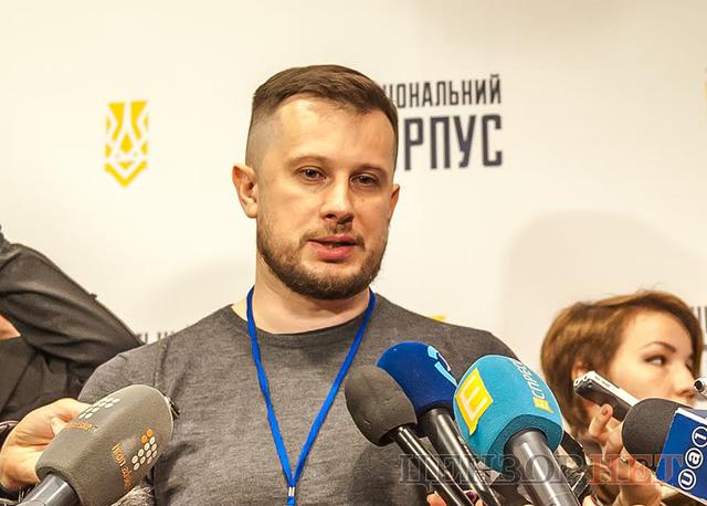 азов
