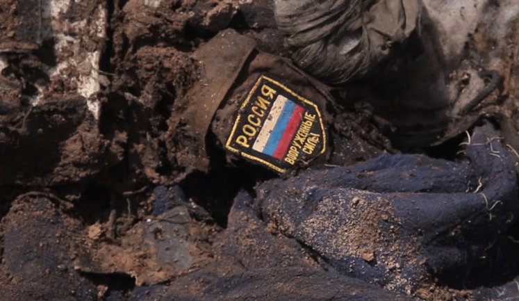 Об'їдені собаками російські окупанти, яких знищили воїни 72-ї бригади у боях за Мощун на Київщині. ФОТОрепортаж 21+