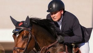 ВАКС заарештував німецьку конюшню екснардепа-втікача Онищенка
