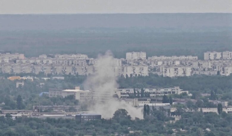 Войска РФ обстреляли цех производства аммиака на северодонецком Азоте, в направлении Екатериновки враг понес потери и отступил, - Гайдай 14