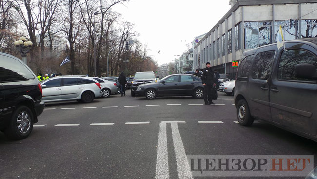 A car is not a luxury - down with excise tax! – Kyiv’s Hrushevskoho Str. blocked by protesting users of foreign-registered cars 14
