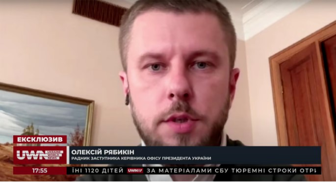 В ОП радниками, уповноваженими президента та голови його Офісу працює майже вісім десятків людей, - ЧЕСНО 06