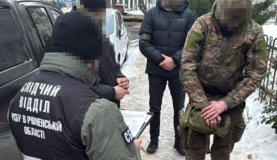 За $700 погодився залишити вибухівку біля кав’ярні: 21-річного житомирянина судитимуть на Рівненщині. ФОТО