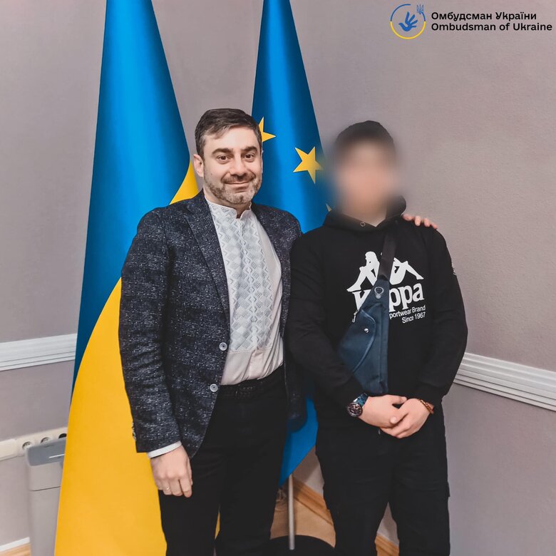 16-річний хлопець, якого окупанти вивезли в Росію та віддали у прийомну сім’ю, повернувся до України, - Лубінець 01 16-річний хлопець, якого окупанти вивезли в Росію та віддали у прийомну сім’ю, повернувся до України, - Лубінець 01