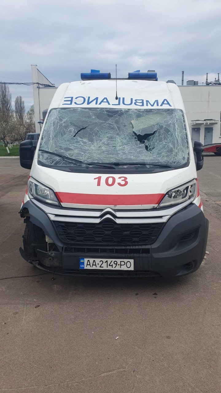 Масований удар по Києву 16 квітня: постраждали медики