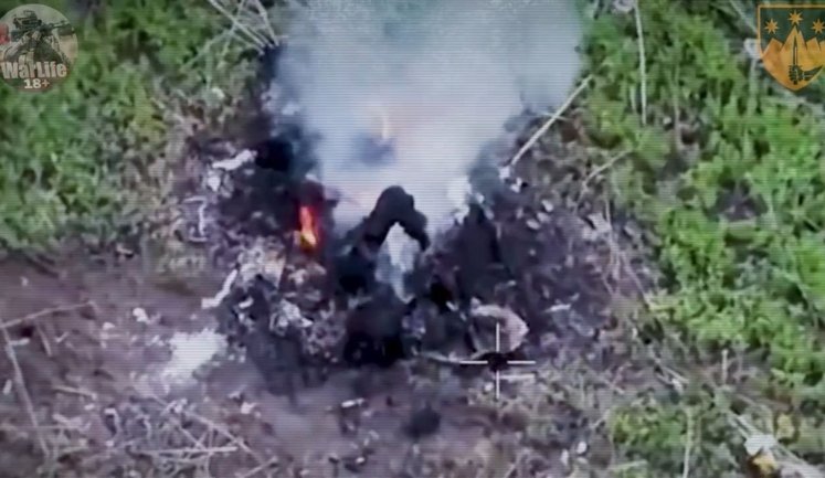 Two dozen fresh Russian "200s" are lying around outskirts of village of Udachne in Donetsk region. VIDEO