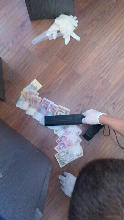 взятка