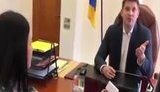 "Я забороняю вам знімати. Видаліть запис. Ви ставите провокаційні запитання. Покличте сюди гвардію", - глава одеської ОДА Куций перервав інтерв