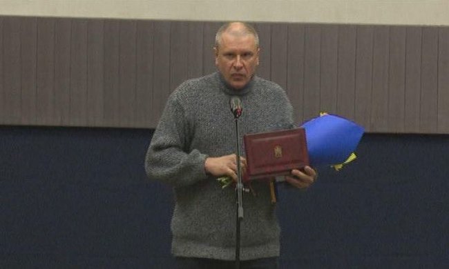 У Дніпрі нагородили робітників війни - Народних Героїв України 05