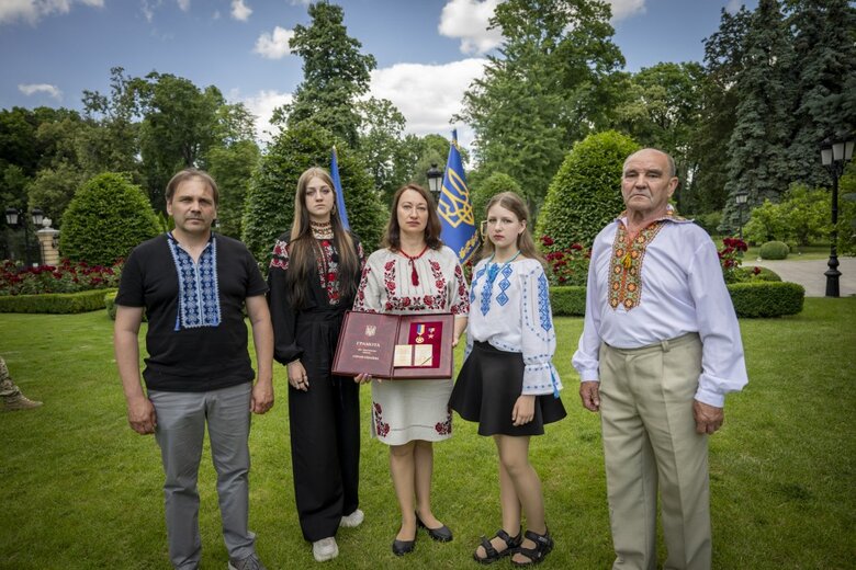 Родини загиблих Героїв України отримали нагороди