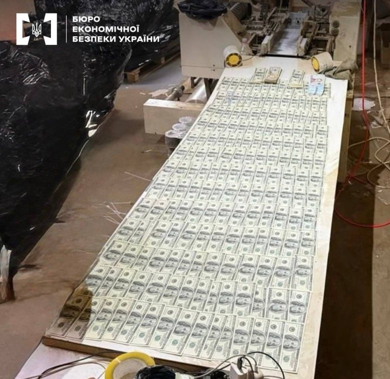 БЕБ знайшло підпільну фабрику з виробництва сигарет на Черкащині