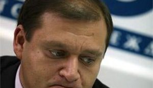 Партия регионов решила не блокировать трибуну из-за Добкина