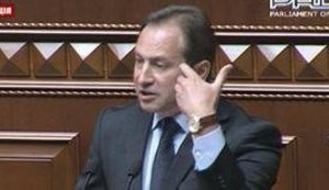 "Кто ответит за то, что в XXI веке 30% украинцев не смогут получать телесигнал?" - Томенко. ВИДЕО