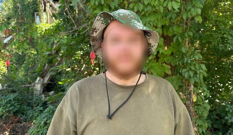 Заблукав у болотах під час спроби незаконно перетнути кордон: прикордонники врятували порушника. ФОТО