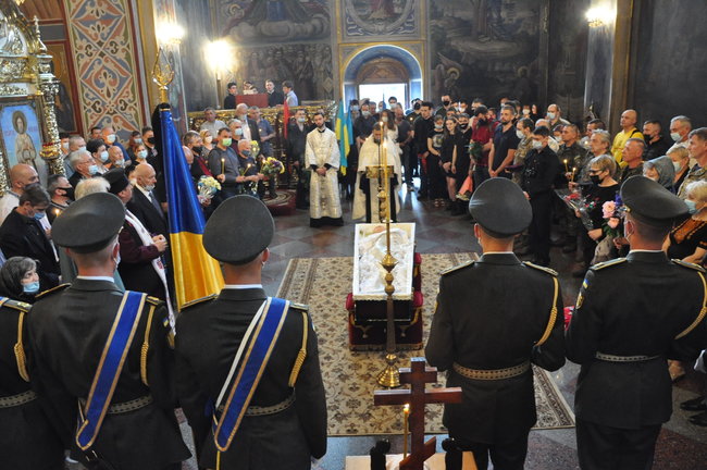 С умершим ветераном ОУН-УПА и дивизии Галичина Орестом Васкулом простились в Киеве 16