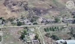 Пілот Су-27 розтрощив позиції рашистів бомбами GBU