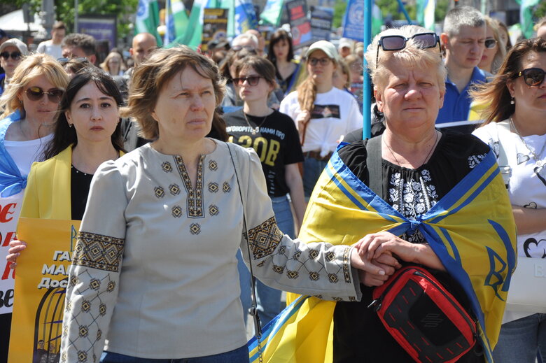 Anniversary of order to withdraw from Azovstal: march We are waiting for home of heroes of Mariupol took place in center of Kyiv 03