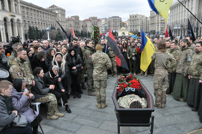 З Героєм України Дмитром Коцюбайлом (Да Вінчі) попрощалися в Києві 43
