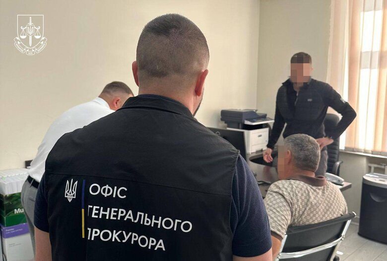 Начальник ГСЧС использовал спасателей на собственном строительстве
