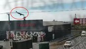 российский шахид падает на супермаркет