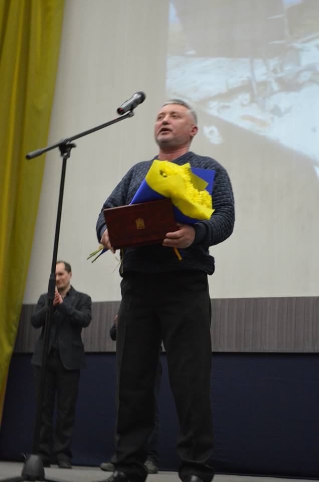 У Дніпрі нагородили робітників війни - Народних Героїв України 11