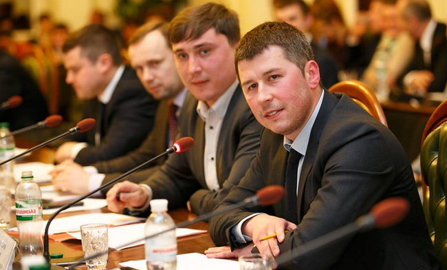 Кто поделил между собой недра Украины 03