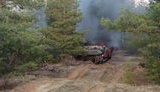 ФСБ опубликовала кадры уничтожения якобы украинских БМП на своей территории. ВИДЕО